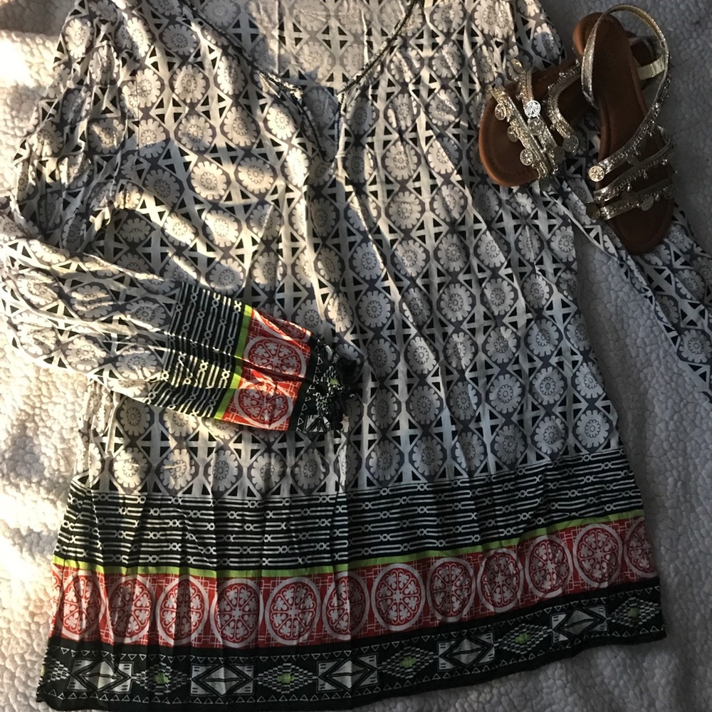 ✨Max Edition brand colorful BOHO pull over tunic , long sleeve
